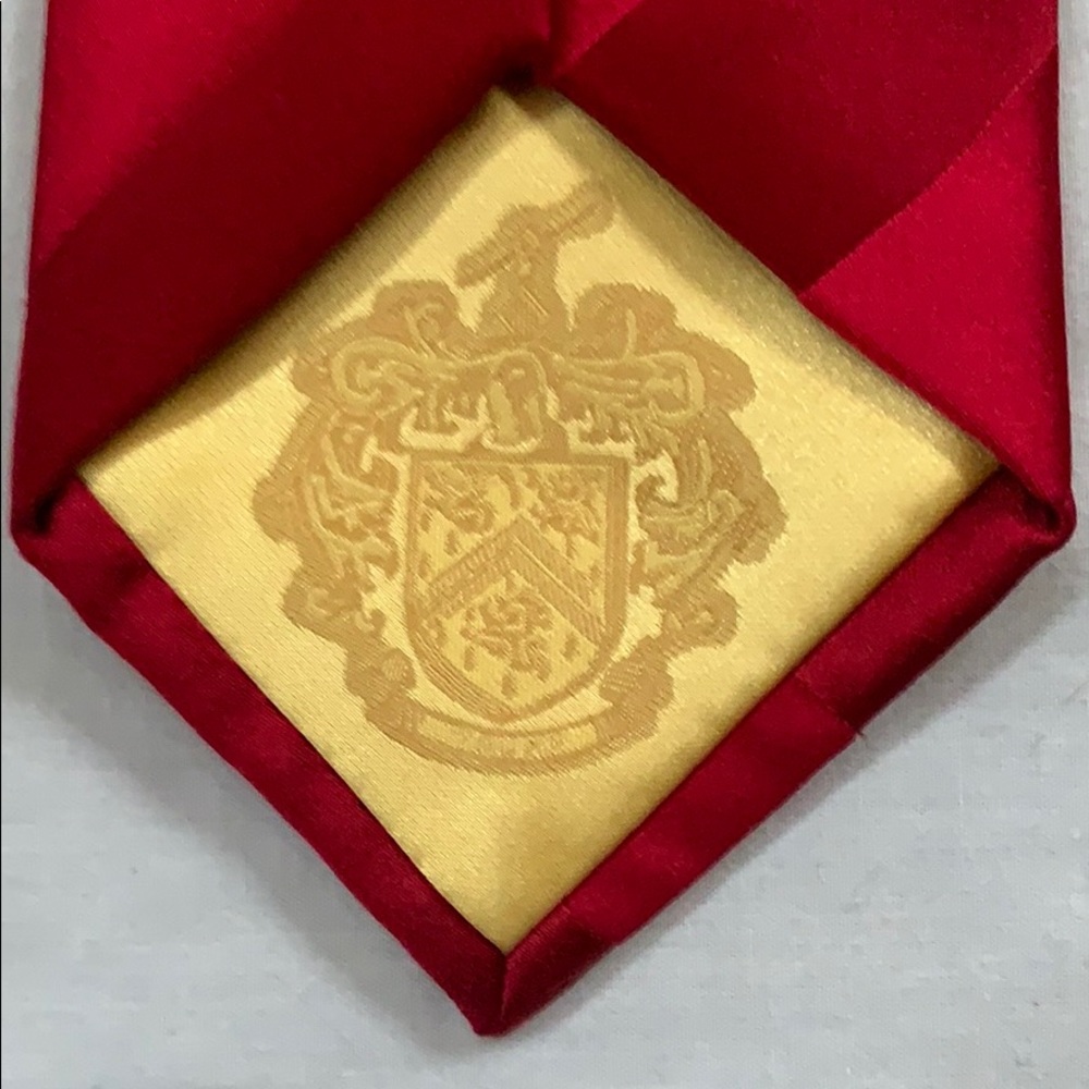 DONALD J. TRUMP SIGNATURE COLLECTION TIE - Picture 4 of 7